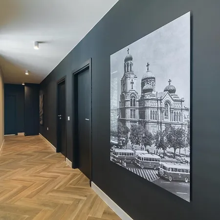 R-Varna Luxury Suites * וארנה