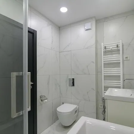 R-Varna Luxury Suites וארנה
