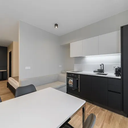 דירה R-Varna Luxury Suites *